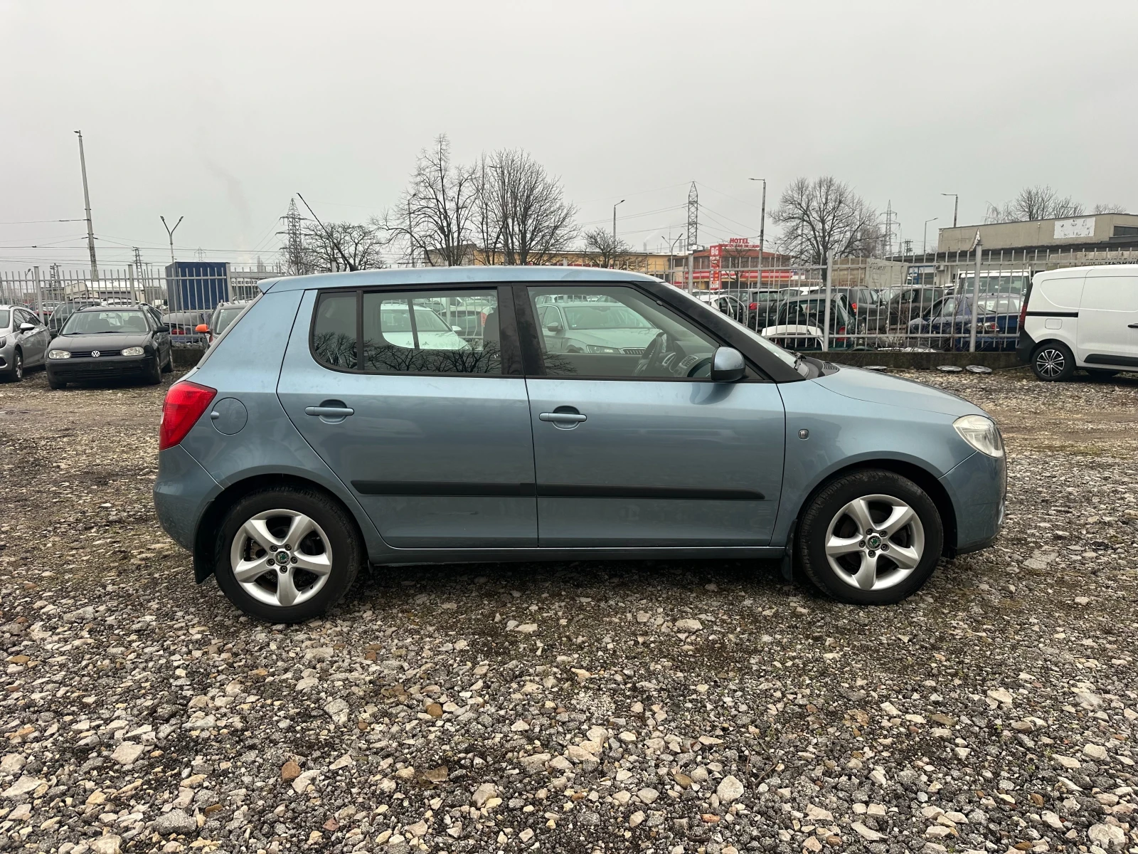 Skoda Fabia 1.4i 86kc - изображение 6