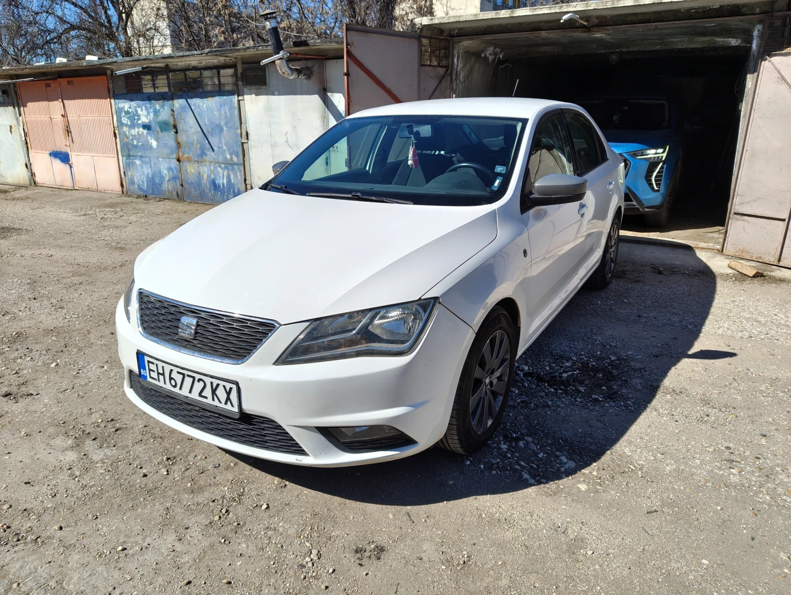 Seat Toledo 1.6TDI 105k.c, снимка 2 - Автомобили и джипове - 53783863