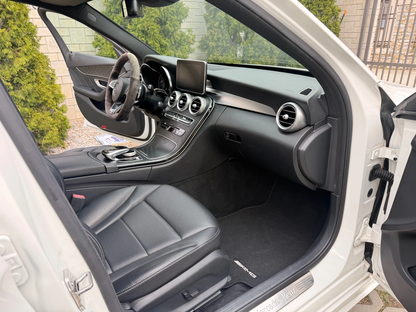 Mercedes-Benz C 220 d AMG* 9G-TRONIC* PANORAMA | Mobile.bg � ����������� 8