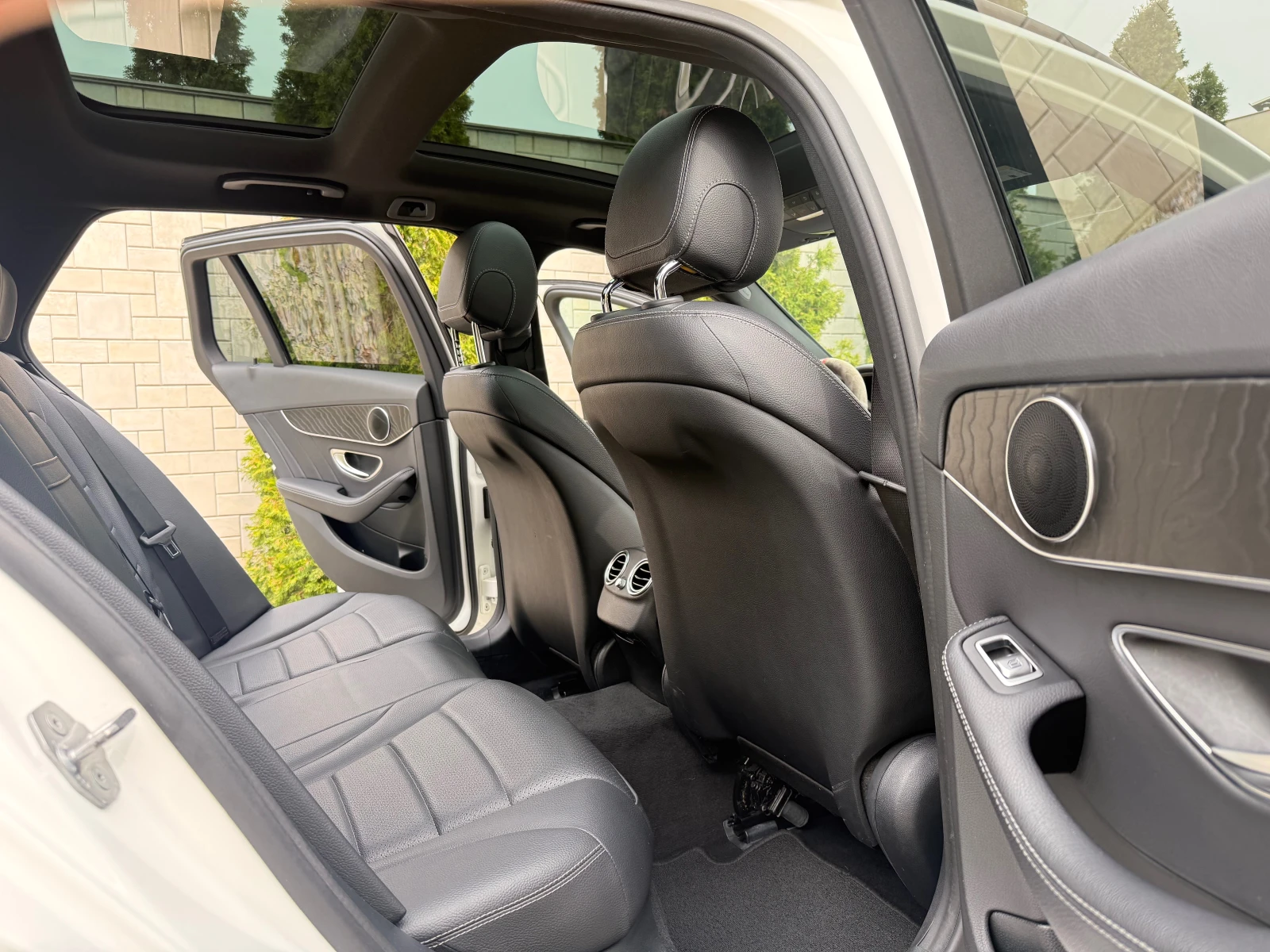 Mercedes-Benz C 220 d AMG* 9G-TRONIC* PANORAMA | Mobile.bg � ����������� 11