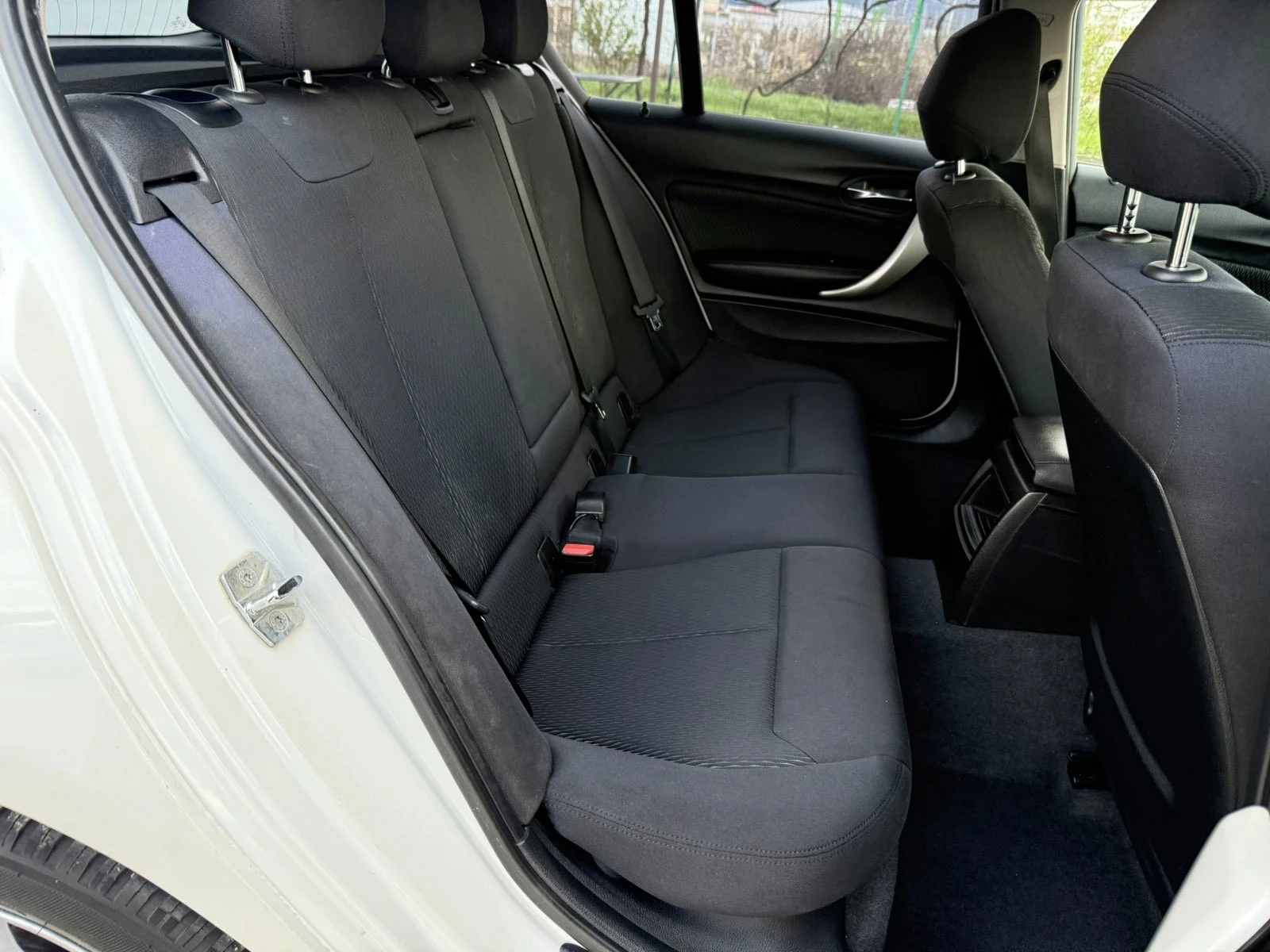 BMW 116 2.0D, снимка 14 - Автомобили и джипове - 54049694