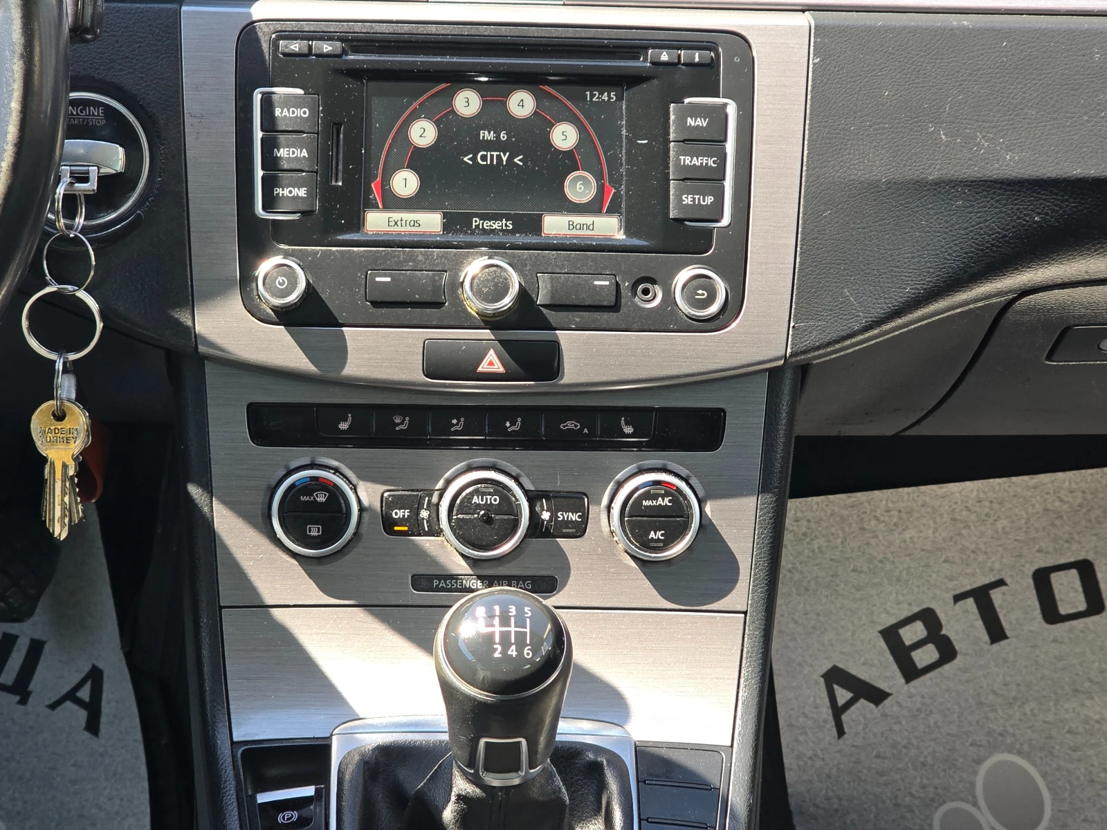 VW Passat 12г.2, 0-170к.с.6-скорости, снимка 11 - Автомобили и джипове - 54137583