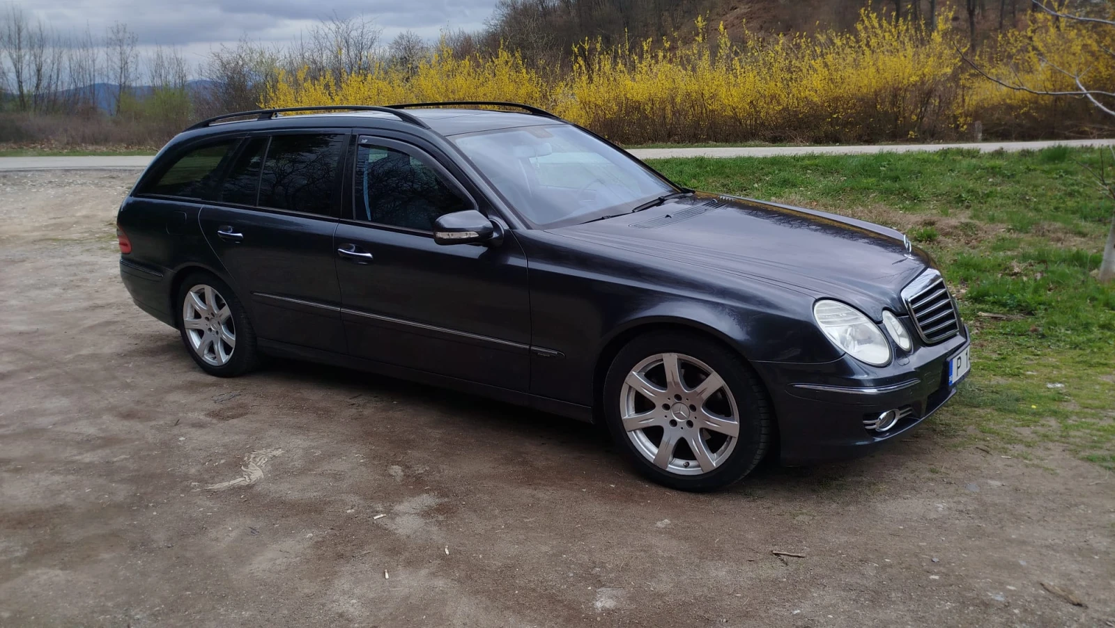 Mercedes-Benz E 280 Cdi, avantgarde, снимка 2 - Автомобили и джипове - 54168475