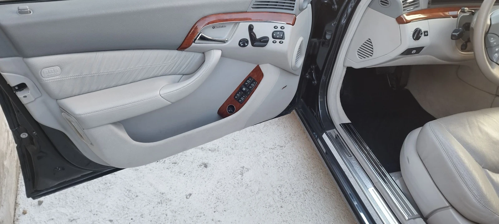 Mercedes-Benz S 320, снимка 8 - Автомобили и джипове - 54576957