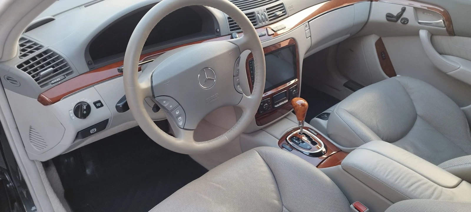 Mercedes-Benz S 320, снимка 3 - Автомобили и джипове - 54576957