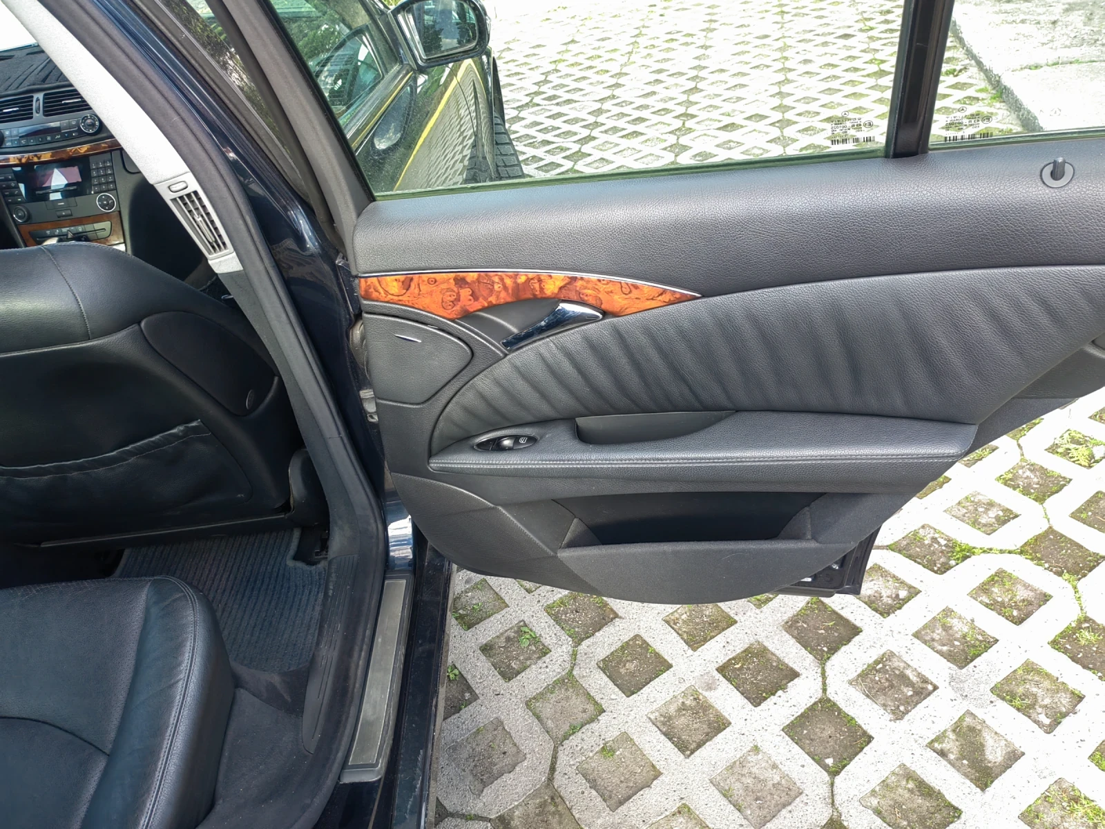 Mercedes-Benz E 270 W211 , снимка 5 - Автомобили и джипове - 54546088