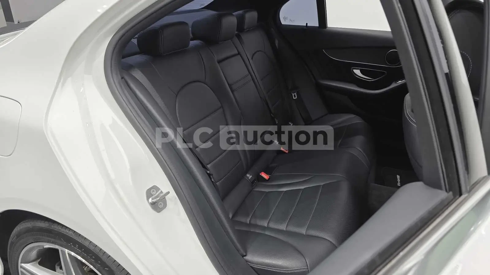 Mercedes-Benz C 200 4MATIC CAM/PANO/HEAD UP/TOP!!!, снимка 10 - Автомобили и джипове - 55089249