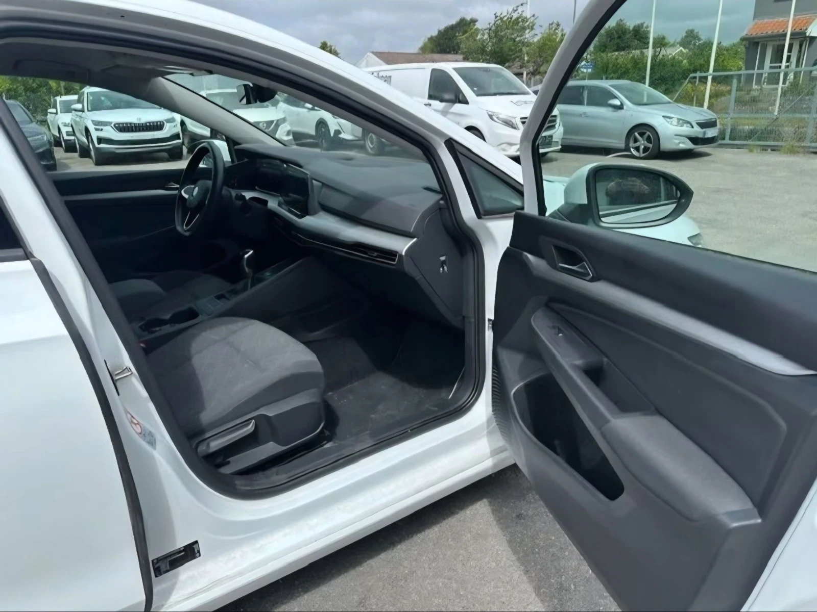 VW Golf 2.0 TDI | 6M | Life, снимка 12 - Автомобили и джипове - 55251708