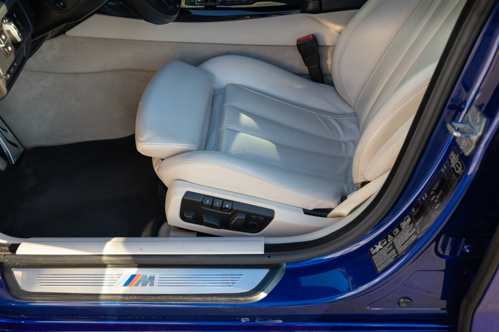 BMW 640 xDrive Gran Coupe (F06) Individual San Marino Blue, снимка 14 - Автомобили и джипове - 55304289