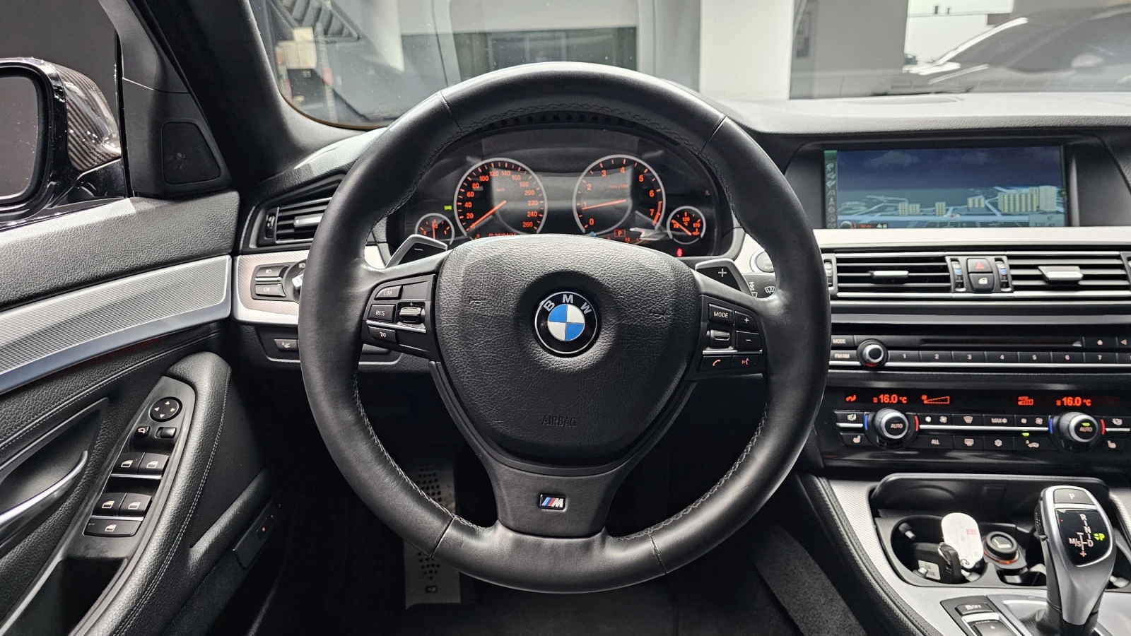 BMW 550 I XDRIVE, снимка 10 - Автомобили и джипове - 55448056