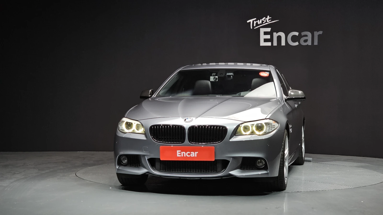 BMW 550 I XDRIVE, снимка 2 - Автомобили и джипове - 55448056
