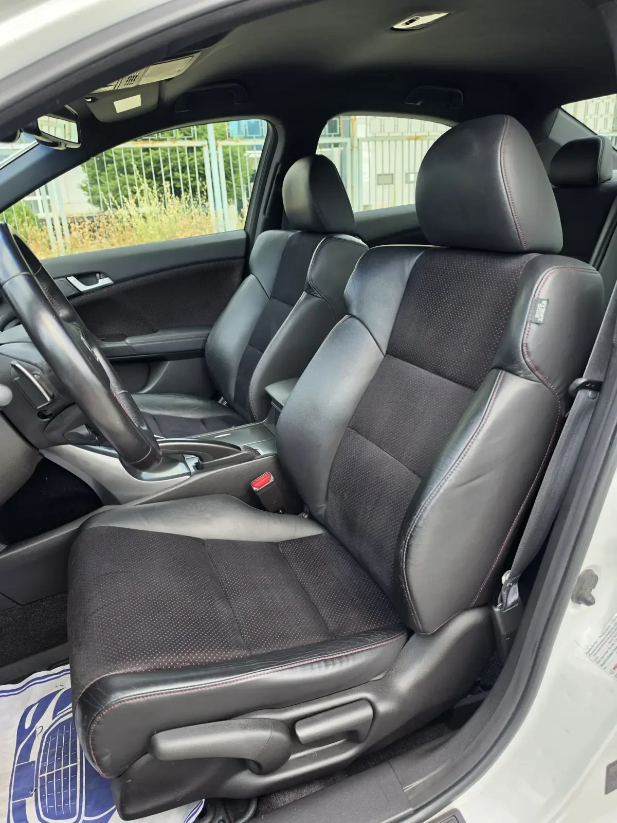 Honda Accord 2.4i-VTEC Type S, Lane Assist, Distronic+ , снимка 10 - Автомобили и джипове - 55482755