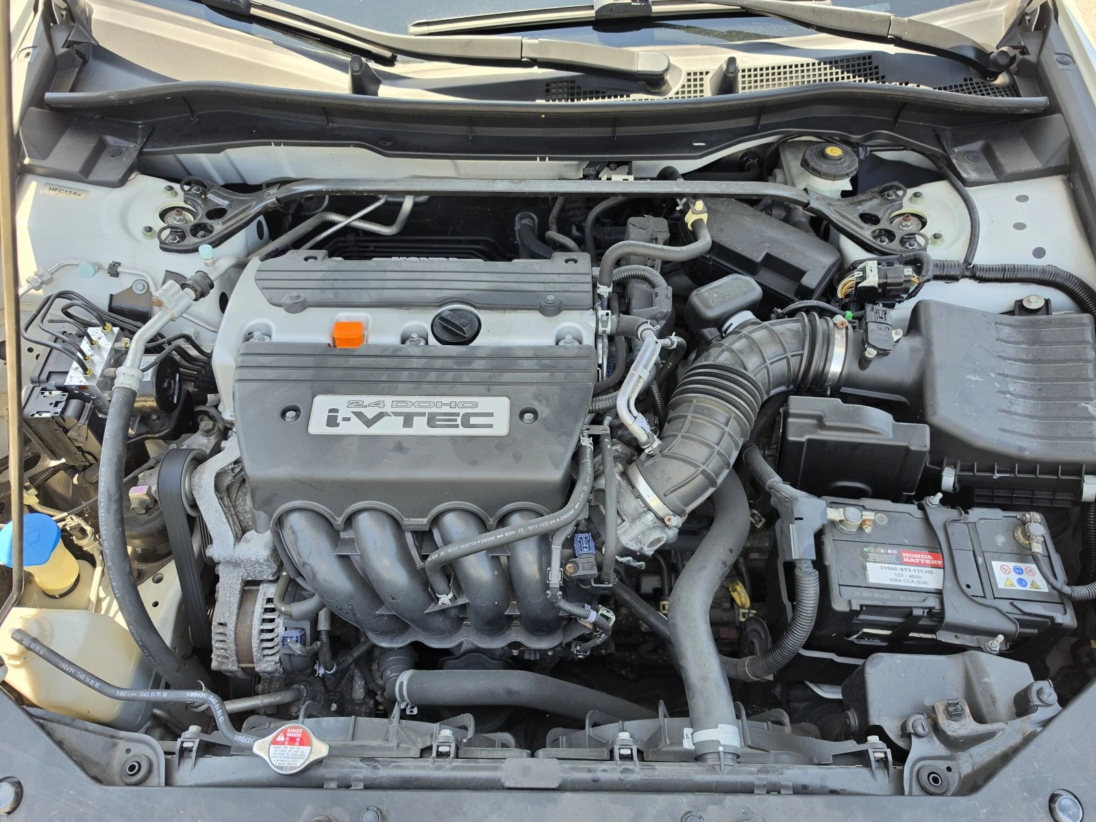 Honda Accord 2.4i-VTEC Type S, Lane Assist, Distronic+ , снимка 9 - Автомобили и джипове - 55482755