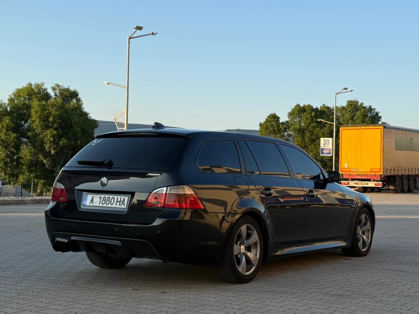 BMW 530 E61 LCI 235, снимка 6 - Автомобили и джипове - 55618438