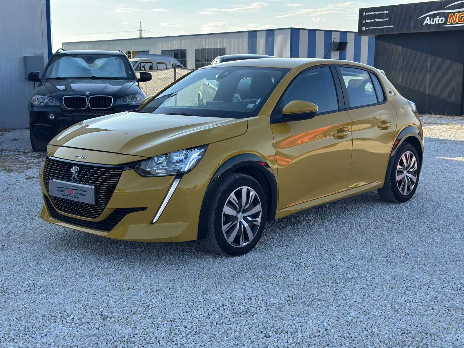 Peugeot 208 KEYLESS| ACTIVE PACK| NAVI, снимка 2 - Автомобили и джипове - 56118849
