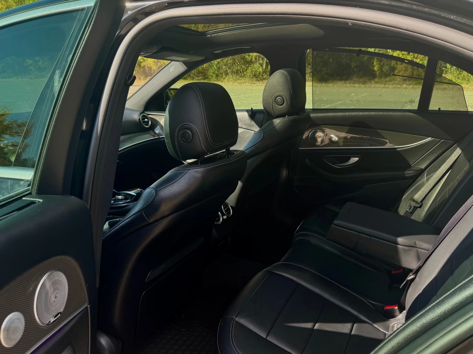 Mercedes-Benz E 450 4MATIC/ AMG Pack/ 367hp/ Panorama/ Burmester/ | Mobile.bg � ����������� 10