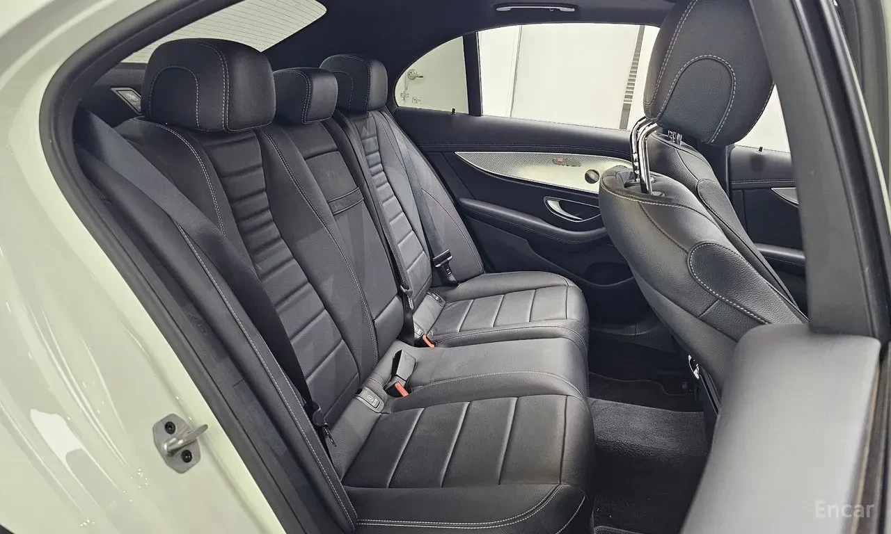Mercedes-Benz E 350 4MATIC* BURMESTER* ���������* LANE* ASSIST* 360��� | Mobile.bg � ����������� 13