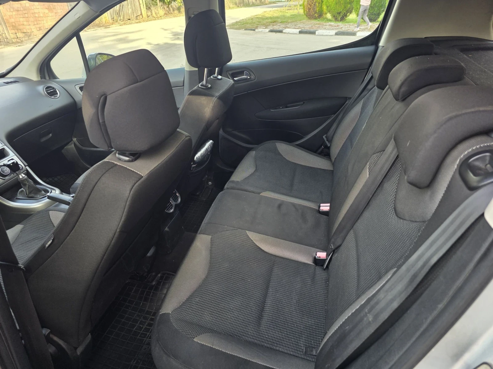 Peugeot 308 1.6HDI, снимка 11 - Автомобили и джипове - 56560595
