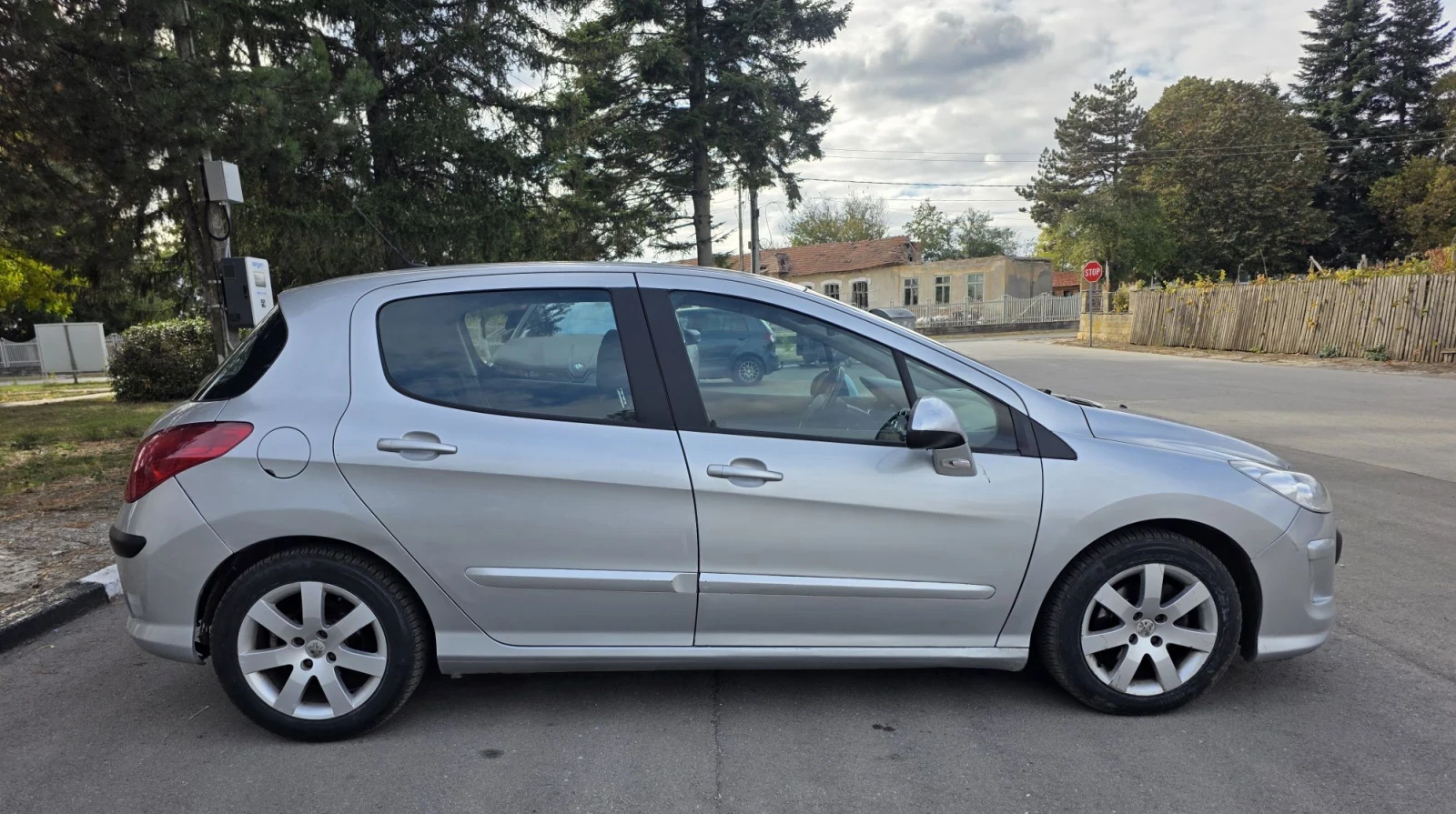 Peugeot 308 1.6HDI, снимка 4 - Автомобили и джипове - 56560595