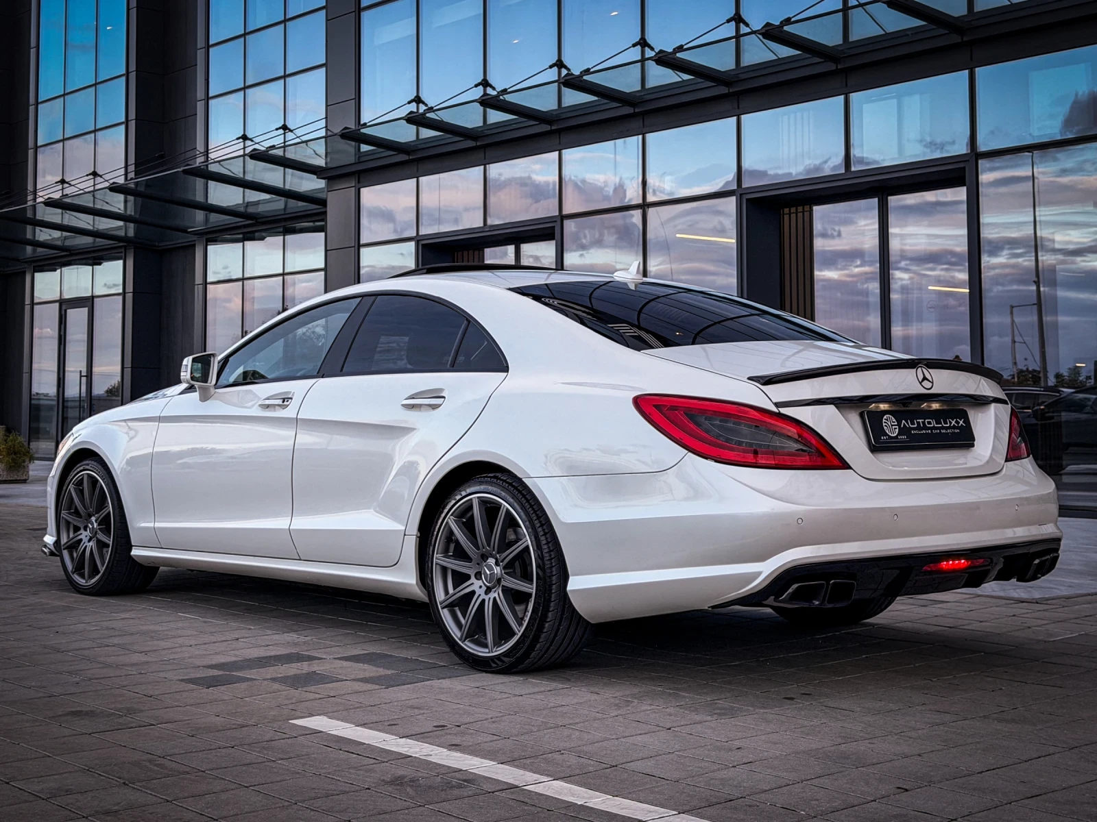Mercedes-Benz CLS 350 d/AMG BLACK/MANUFAKTUR/NIGHT/Designo/CAM/HK/FULL | Mobile.bg � ����������� 4