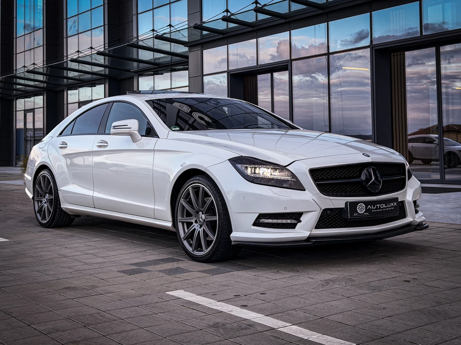 Mercedes-Benz CLS 350 d/AMG BLACK/MANUFAKTUR/NIGHT/Designo/CAM/HK/FULL | Mobile.bg � ����������� 3