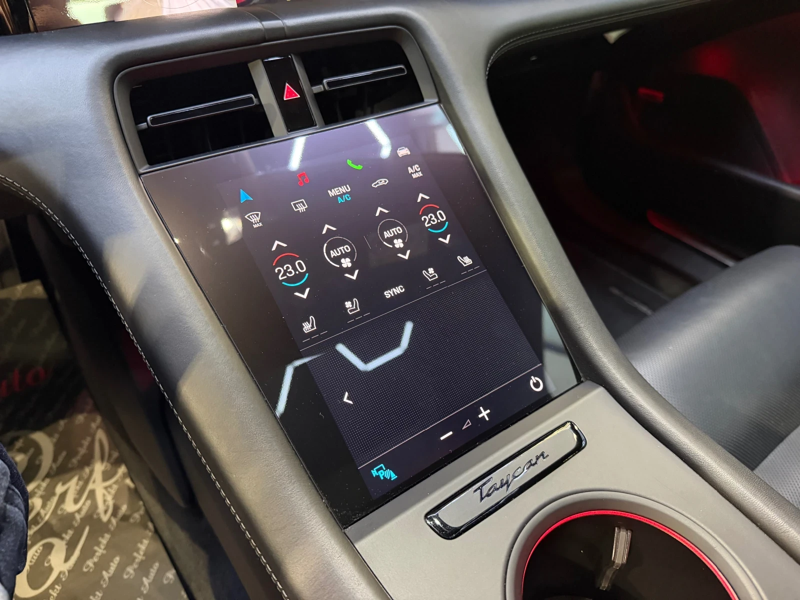 Porsche Taycan TURBO * FULL ������ * BOSE * �������� * �������� | Mobile.bg � ����������� 12