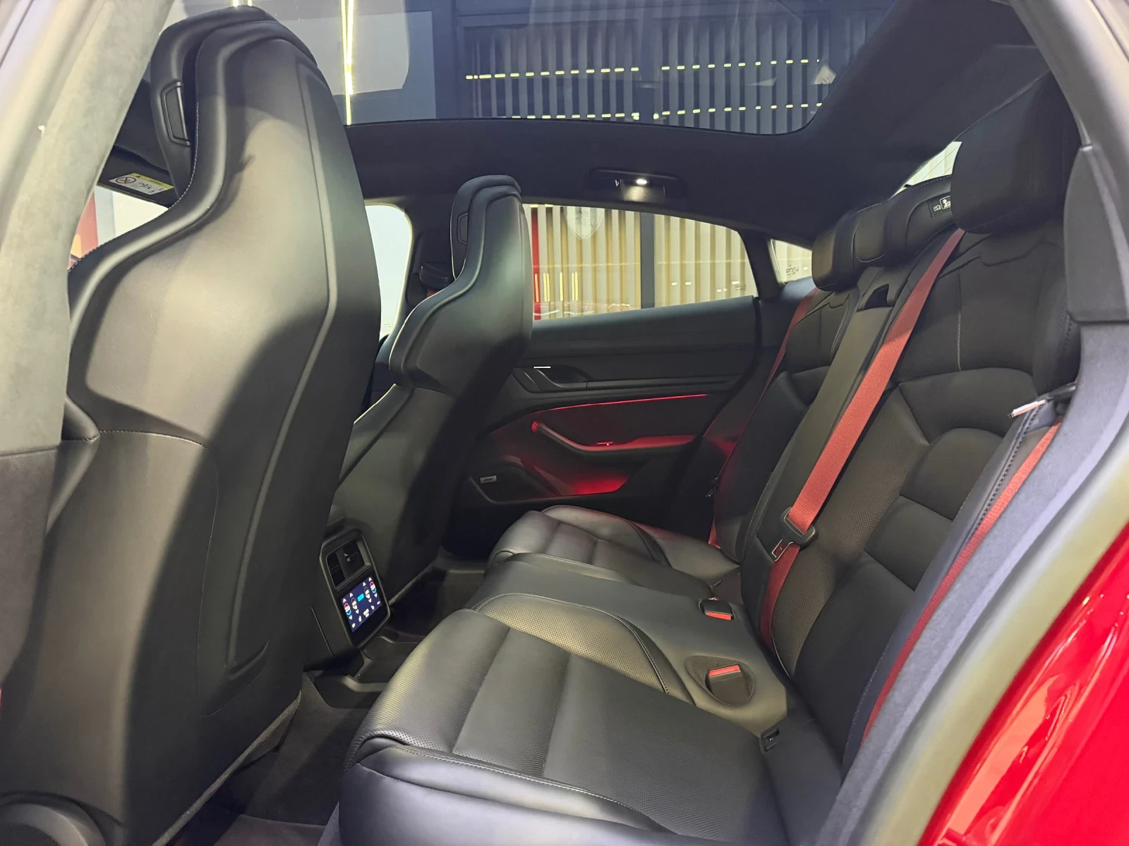 Porsche Taycan TURBO * FULL ������ * BOSE * �������� * �������� | Mobile.bg � ����������� 6