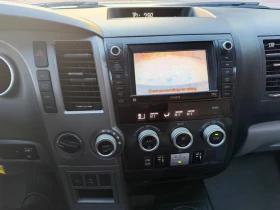Toyota Sequoia LIMITED* 5.7* V8* ПОДГРЕВ* КАМЕРА* КЕЙЛЕС, снимка 10