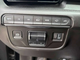 Cadillac Escalade Platinum/КОЖА/ПОДГРЕВ /2 КЛЮЧА/ФИНАНСИРАНЕ, снимка 11
