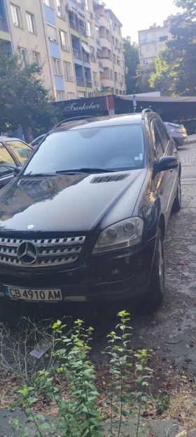     Mercedes-Benz ML 320