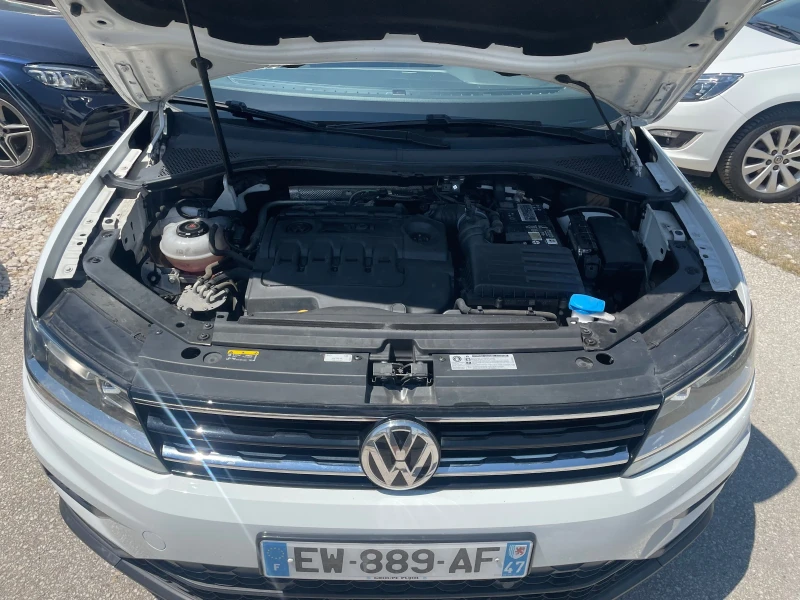 VW Tiguan 2.0TDI TOP, снимка 15 - Автомобили и джипове - 51016133