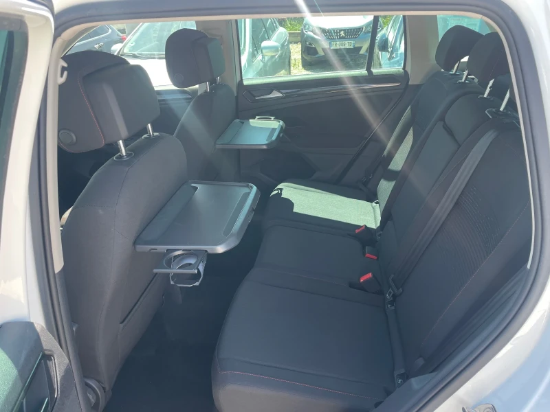 VW Tiguan 2.0TDI TOP, снимка 11 - Автомобили и джипове - 51016133