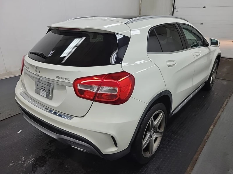 Mercedes-Benz GLA 250 * CARFAX * ФИНАНСИРАНЕ , снимка 3 - Автомобили и джипове - 52744924