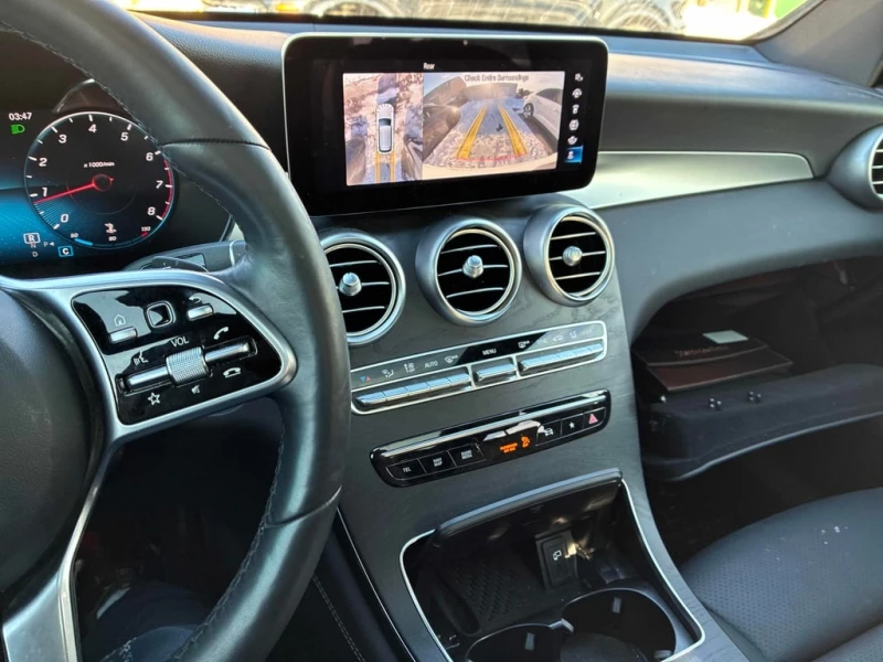 Mercedes-Benz GLC 300 * CARFAX * 360 КАМЕРИ* ПОДГРЕВ* , снимка 9 - Автомобили и джипове - 53424790