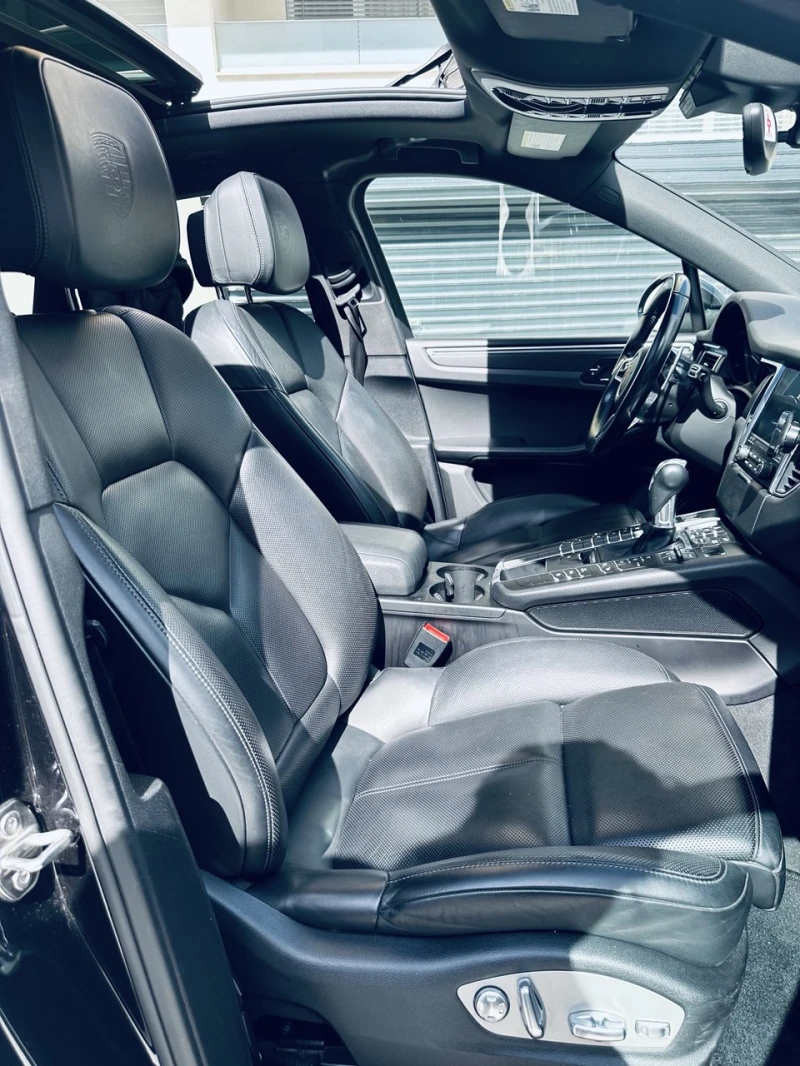 Porsche Macan 2.0, снимка 5 - Автомобили и джипове - 53582299