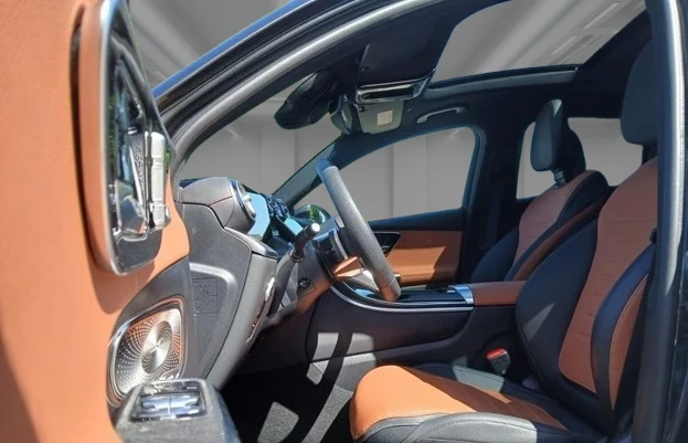 Mercedes-Benz GLC 300 Coupe 4Matic = AMG Line = Гаранция, снимка 6 - Автомобили и джипове - 55822600