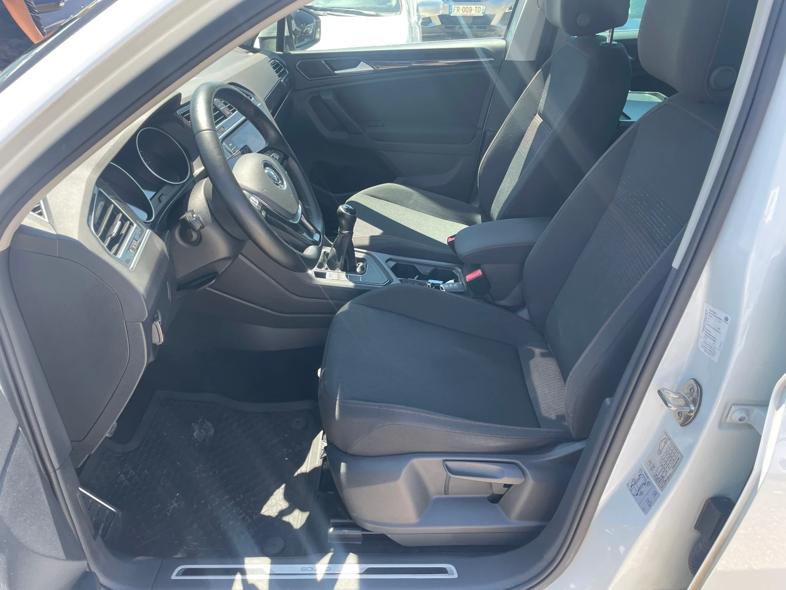 VW Tiguan 2.0TDI TOP - изображение 10