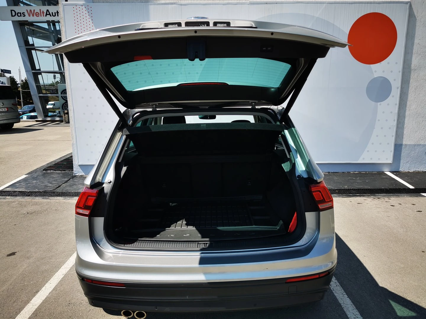 VW Tiguan Comfortline 2.0TDI 4MOTION BMT - изображение 4