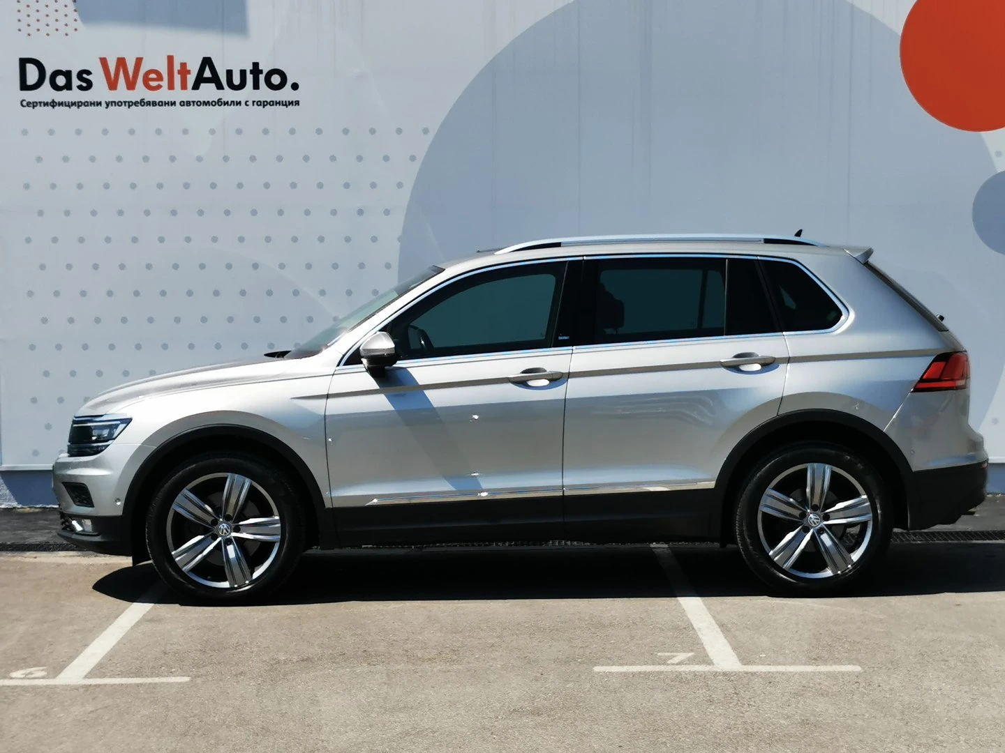 VW Tiguan Comfortline 2.0TDI 4MOTION BMT - изображение 2