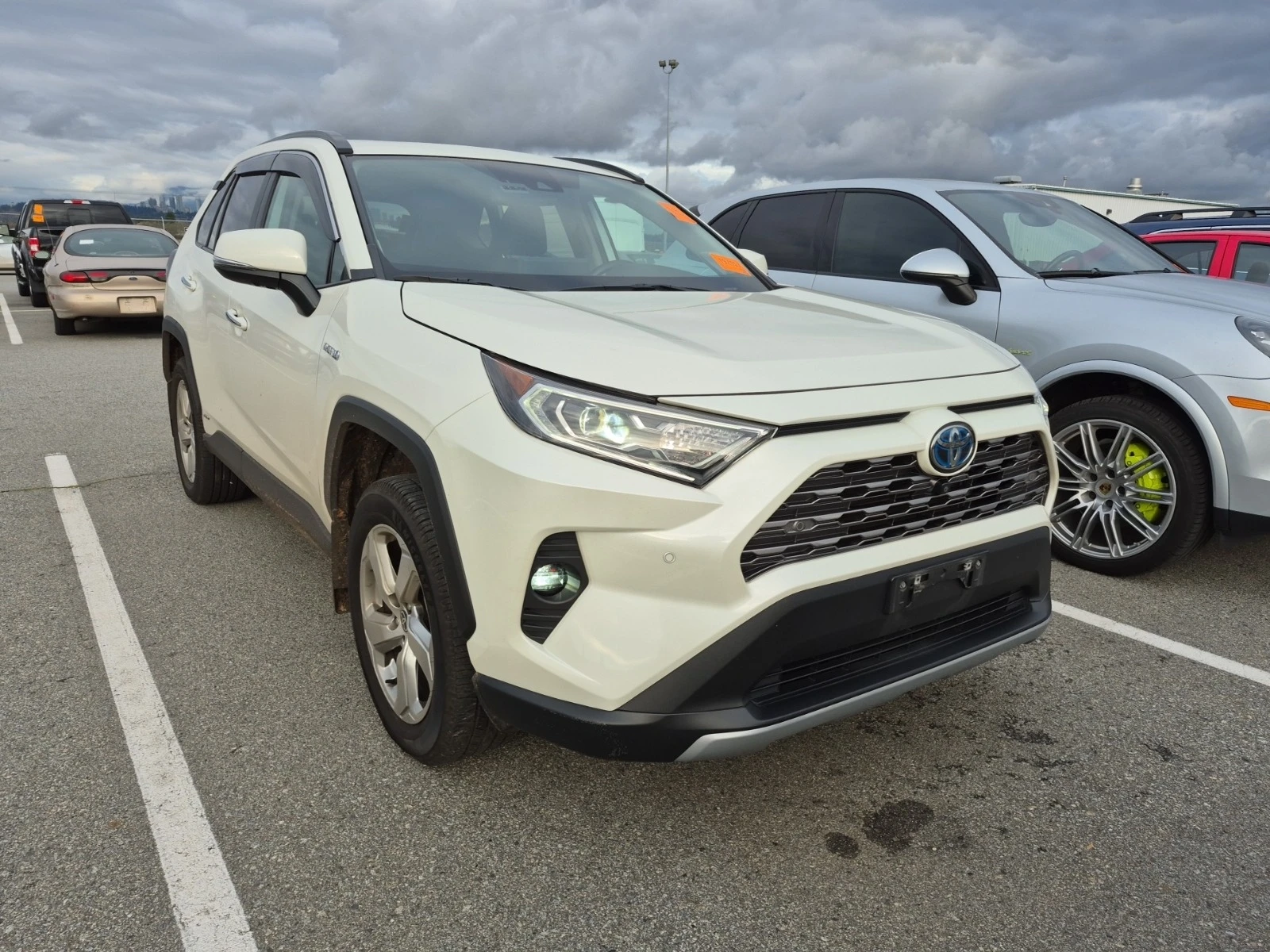 Toyota Rav4 HYBRID LIMITED * * CARFAX * * АВТО КРЕДИТ * *  - изображение 2