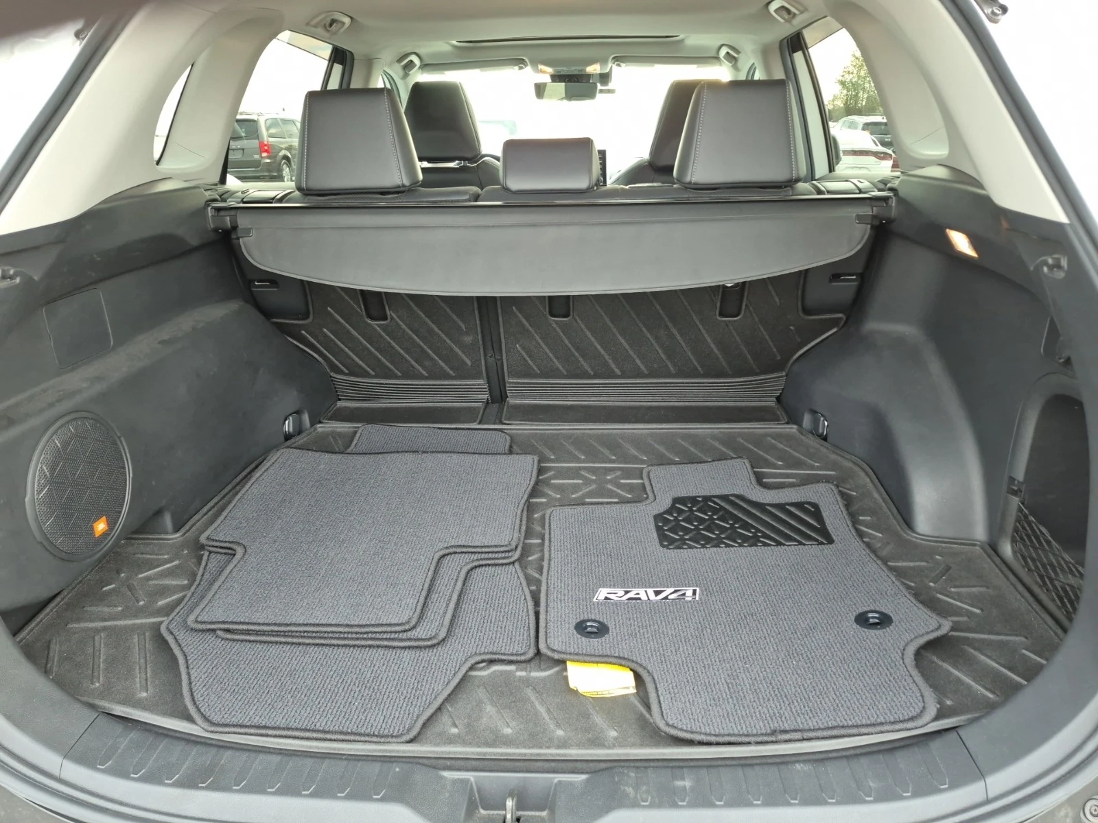 Toyota Rav4 HYBRID LIMITED * * CARFAX * * АВТО КРЕДИТ * *  - изображение 10