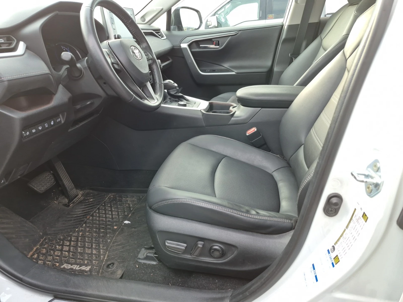 Toyota Rav4 HYBRID LIMITED * * CARFAX * * АВТО КРЕДИТ * *  - изображение 5