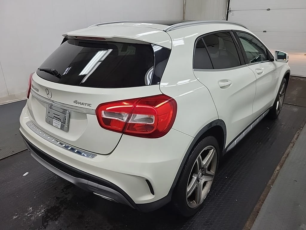Mercedes-Benz GLA 250 * CARFAX * ФИНАНСИРАНЕ  - изображение 3