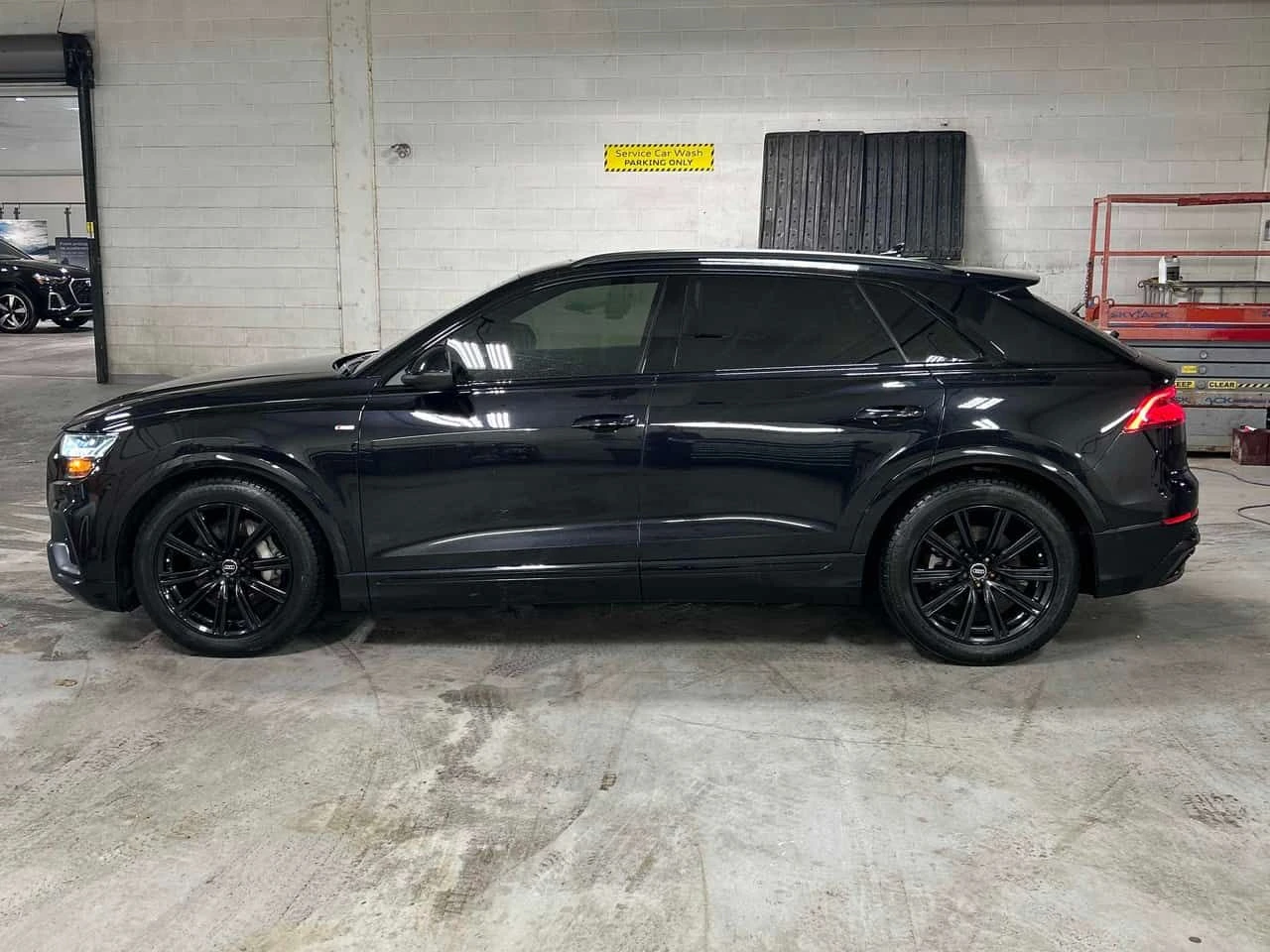 Audi Q8 Technik/DIS/360/MATRIX/ПРЕДСТАВИТЕЛСТВО НА AUDI - изображение 3