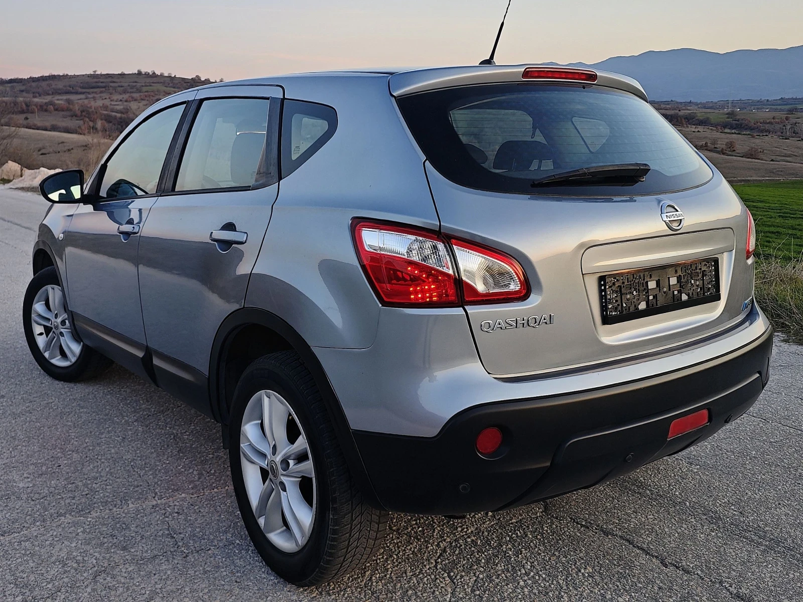 Nissan Qashqai * FACE* NAVI* N-TECH* , снимка 4 - Автомобили и джипове - 53802781