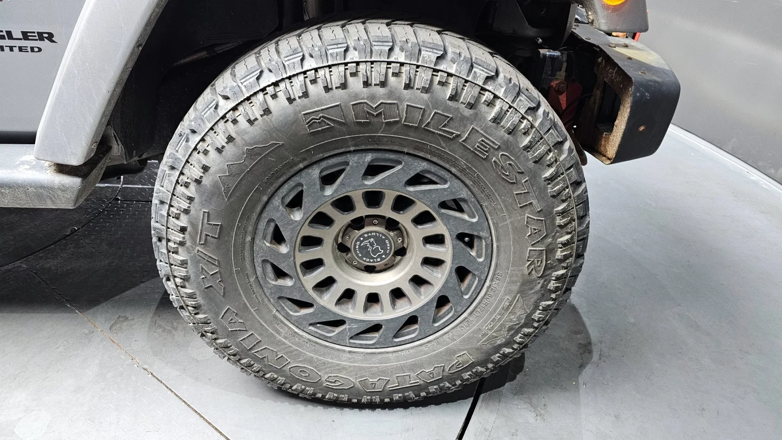 Jeep Wrangler SAHARA / 4X4 / ПОДГРЕВИ, снимка 5 - Автомобили и джипове - 54060777