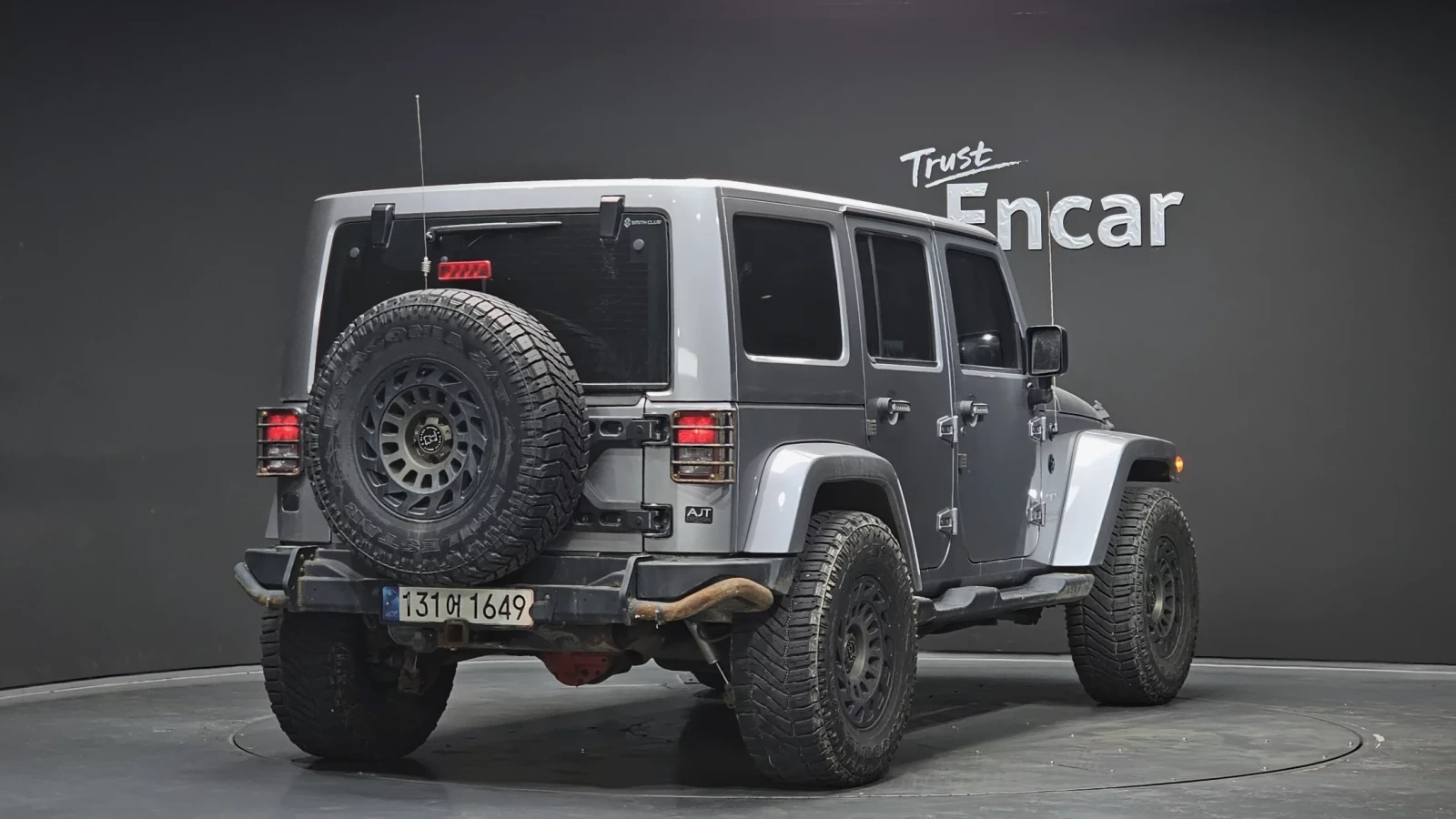 Jeep Wrangler SAHARA / 4X4 / ПОДГРЕВИ, снимка 2 - Автомобили и джипове - 54060777