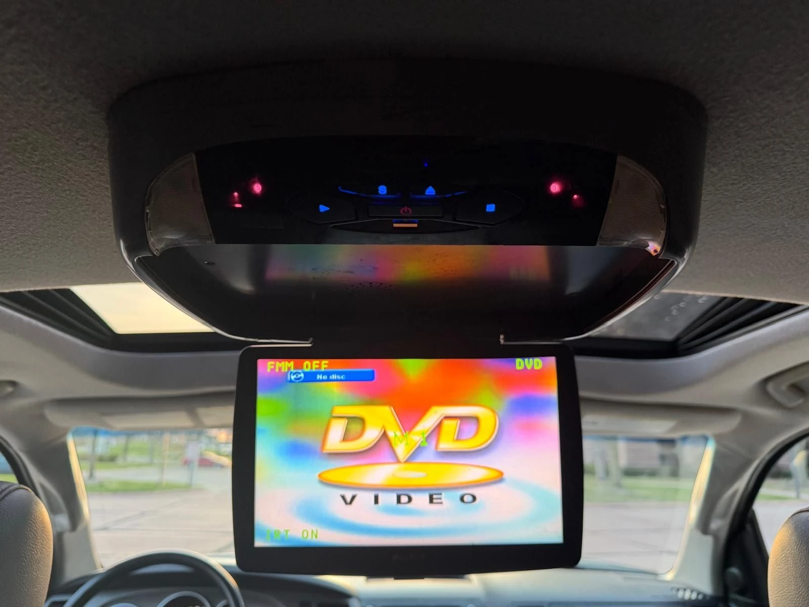 Toyota Sequoia LIMITED* 5.7* V8* ПОДГРЕВ* КАМЕРА* КЕЙЛЕС, снимка 17 - Автомобили и джипове - 54139449