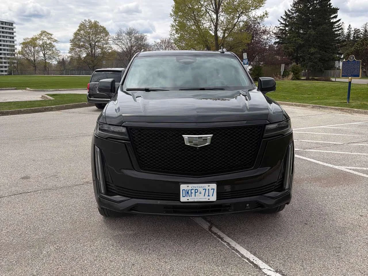 Cadillac Escalade Platinum/КОЖА/ПОДГРЕВ /2 КЛЮЧА/ФИНАНСИРАНЕ, снимка 2 - Автомобили и джипове - 54565627