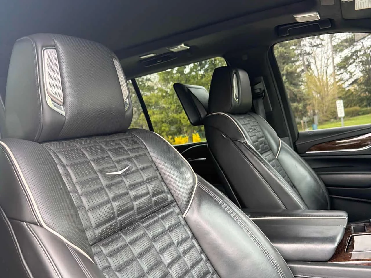 Cadillac Escalade Platinum/КОЖА/ПОДГРЕВ /2 КЛЮЧА/ФИНАНСИРАНЕ, снимка 14 - Автомобили и джипове - 54565627